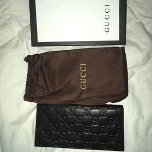 Authentic Gucci men’s wallet